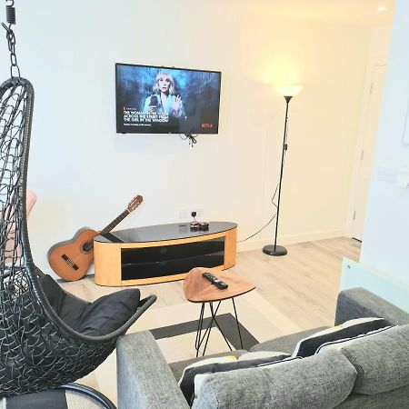 Great Studio Apartments - Netflix, Wifi, Digital Tv Σέφιλντ Εξωτερικό φωτογραφία