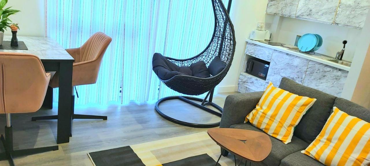 Great Studio Apartments - Netflix, Wifi, Digital Tv Σέφιλντ Εξωτερικό φωτογραφία