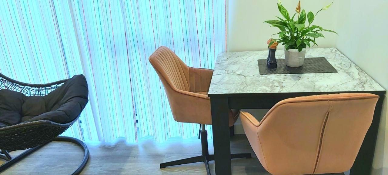 Great Studio Apartments - Netflix, Wifi, Digital Tv Σέφιλντ Εξωτερικό φωτογραφία