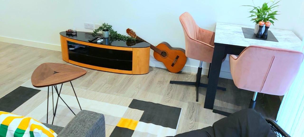 Great Studio Apartments - Netflix, Wifi, Digital Tv Σέφιλντ Εξωτερικό φωτογραφία
