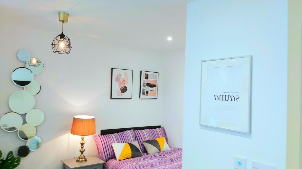 Great Studio Apartments - Netflix, Wifi, Digital Tv Σέφιλντ Εξωτερικό φωτογραφία