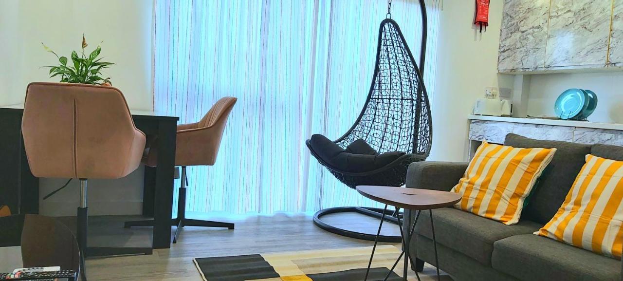 Great Studio Apartments - Netflix, Wifi, Digital Tv Σέφιλντ Εξωτερικό φωτογραφία